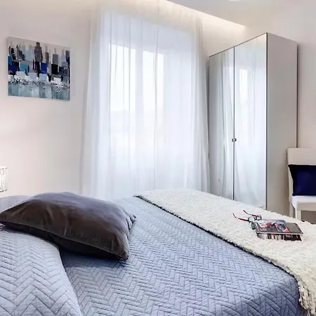 Elite Roma Apartament E Suite
